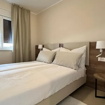 Ap Contessa Daire Bužinija