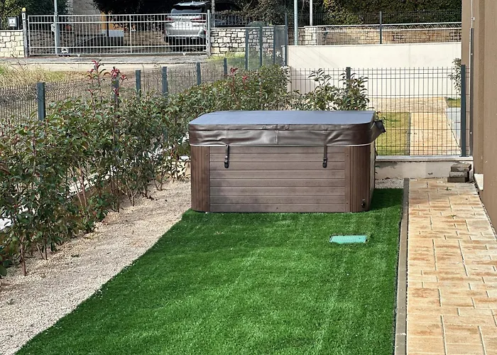 Ap Contessa Bužinija